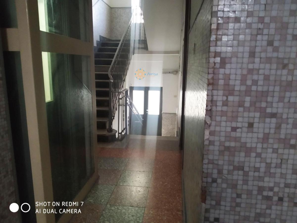 Aurisa Apartment Bari Exterior photo