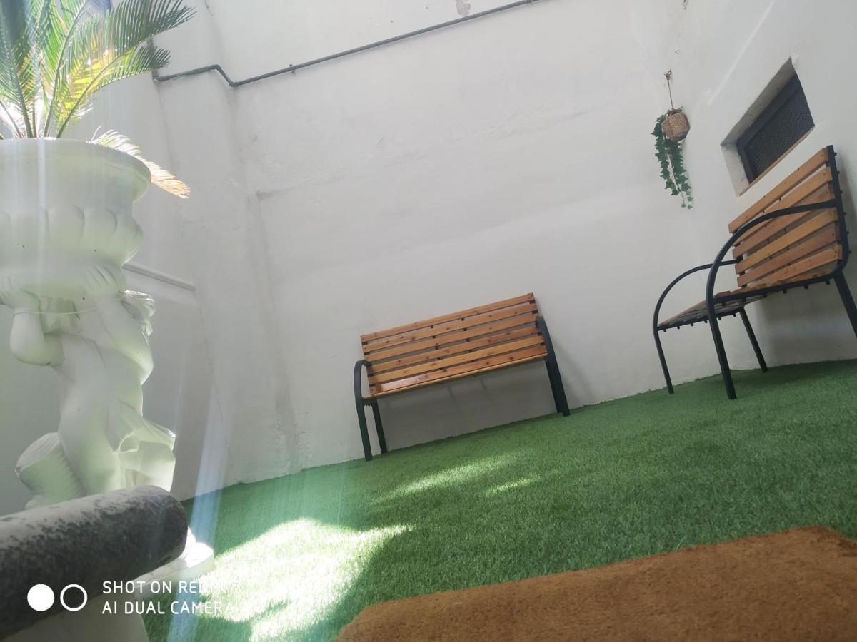 Aurisa Apartment Bari Exterior photo